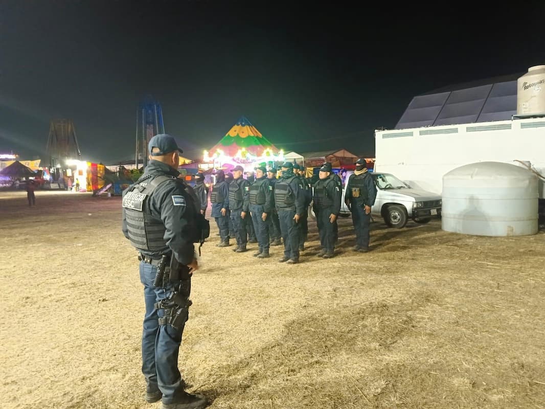 Para garantizar la seguridad de los visitantes, se desplegó un operativo con más de mil 200 elementos de seguridad