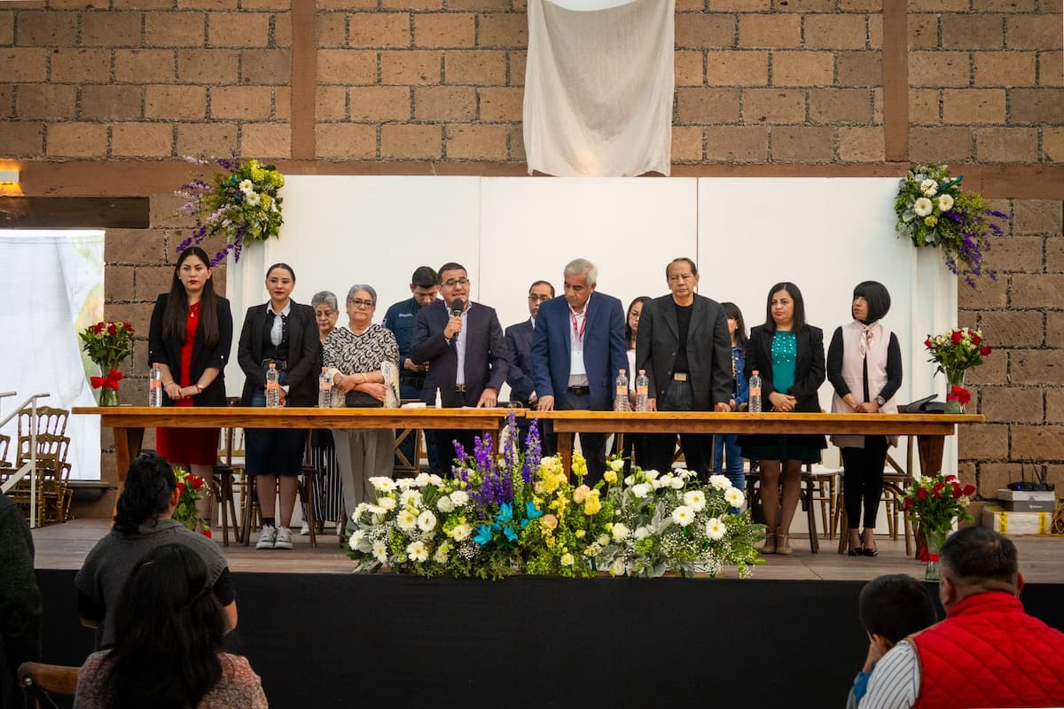 Emanuel Hernandez, Presidente de Ixmiquilpan celebra el amor con Bodas Colectivas