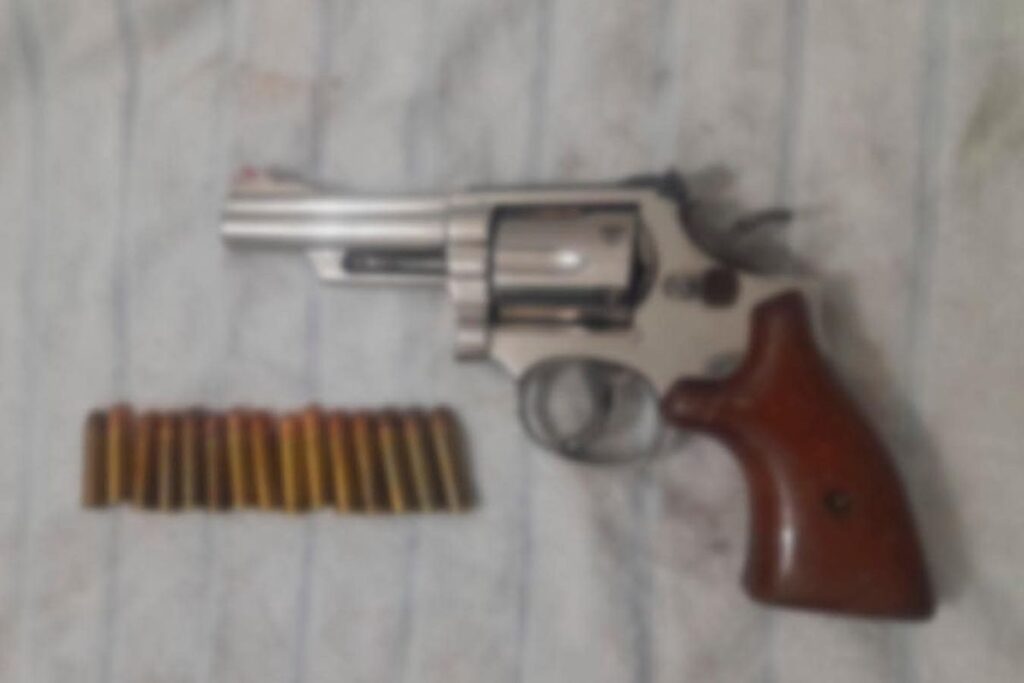 Atotonilco de Tula: Captan a hombre con arma de fuego de procedencia dudosa