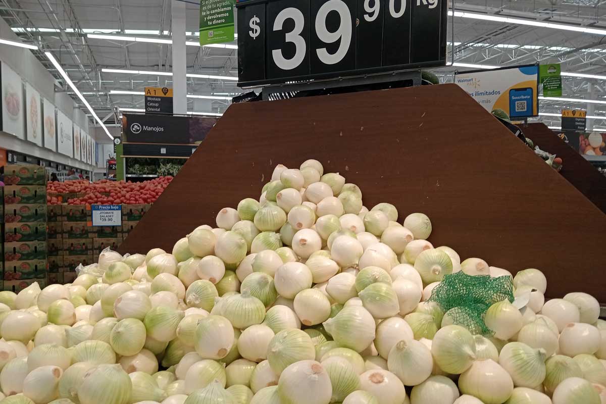 La cebolla pasó de 15 a 40 pesos por kilo en una semana
