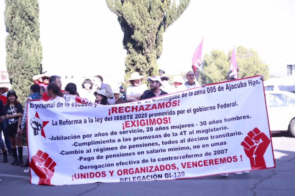 La exigencia principal es que la nueva reforma modifique la jubilación docente de 28 y 30 años para mujeres y hombres, respectivamente y no mediante tabulador