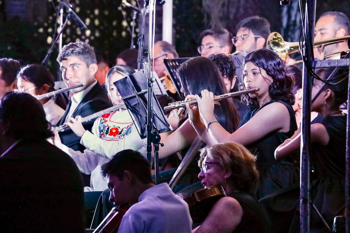 Más de 800 personas se reunieron en la histórica Hacienda de Caltengo para presenciar un concierto sin precedentes