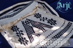 Los bordados tradicionales no solo son una expresión artística, sino una forma de resistencia ante la invasión de productos industrializados