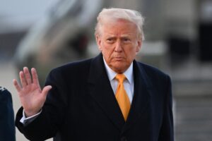 Guerra comercial al rojo vivo: China responde a Trump con aranceles a productos agrícolas de EU