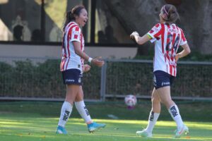 Chivas sigue en la lucha por asegurar su lugar en la Liguilla del Clausura 2025, con la mirada fija en los tres puntos de la Jornada 15 para afianzar su clasificación