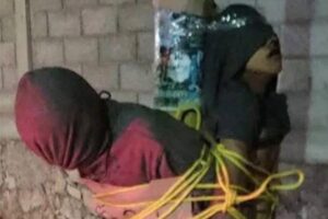 Vecinos de Tlaxcoapan amarraron a presuntos ladrones ante la falta de respuesta policialFoto: Archivo