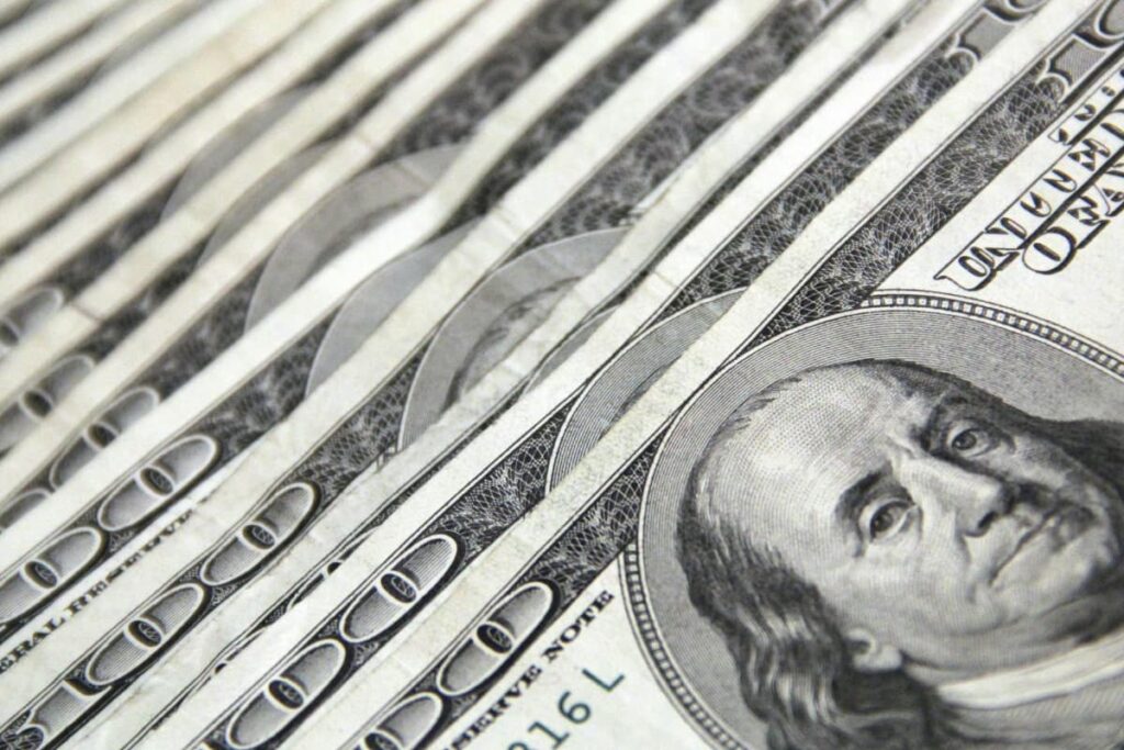 Hoy, el dólar cotiza en 18.87 unidades, mostrando un ligero retroceso frente al peso mexicano