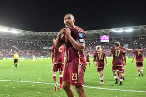 Salomón Rondón volvió a ser clave para Venezuela con un gol decisivo ante Perú