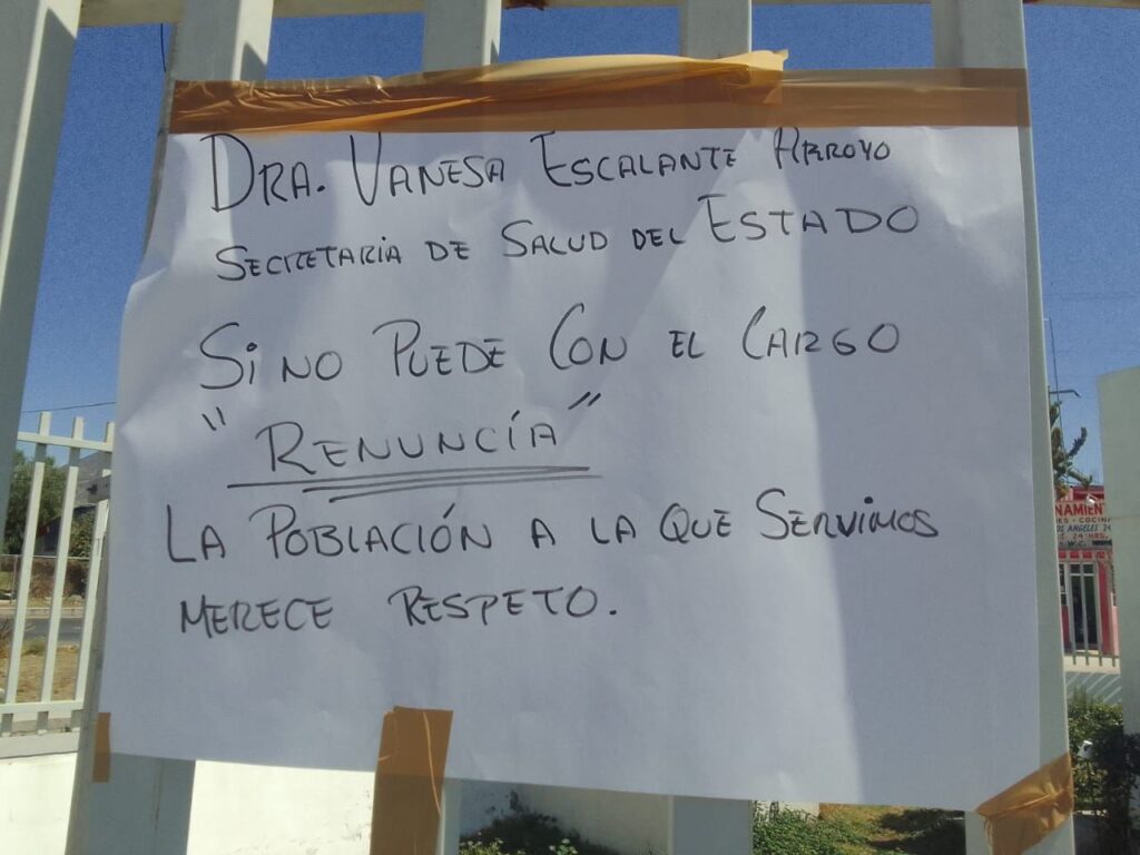 En Ixmiquilpan, trabajadores del hospital regional se suman a las protestas por falta de insumos