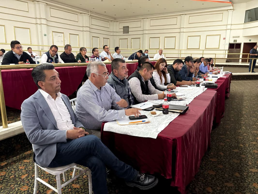 Funcionarios municipales reciben capacitación sobre la correcta implementación del FAIS 2025