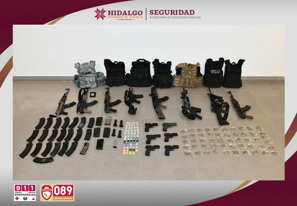 Armas decomisadas durante la detención de los presuntos responsables del doble homicidio