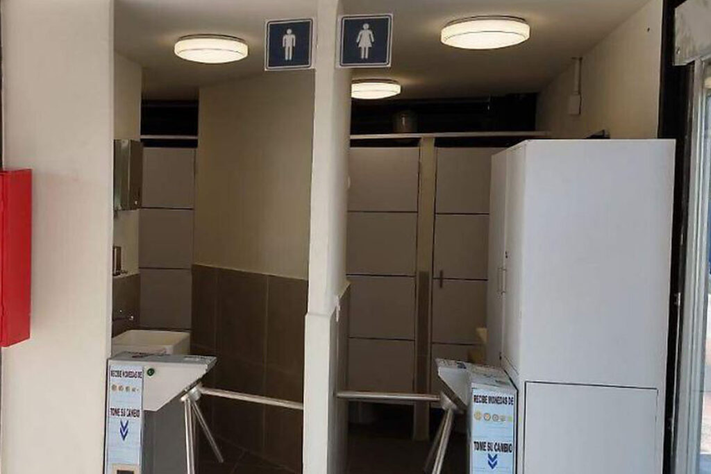 El proyecto de los sanitarios fue experimental y, si funcionaba, se replicaría en el resto de las estaciones del Tuzobús