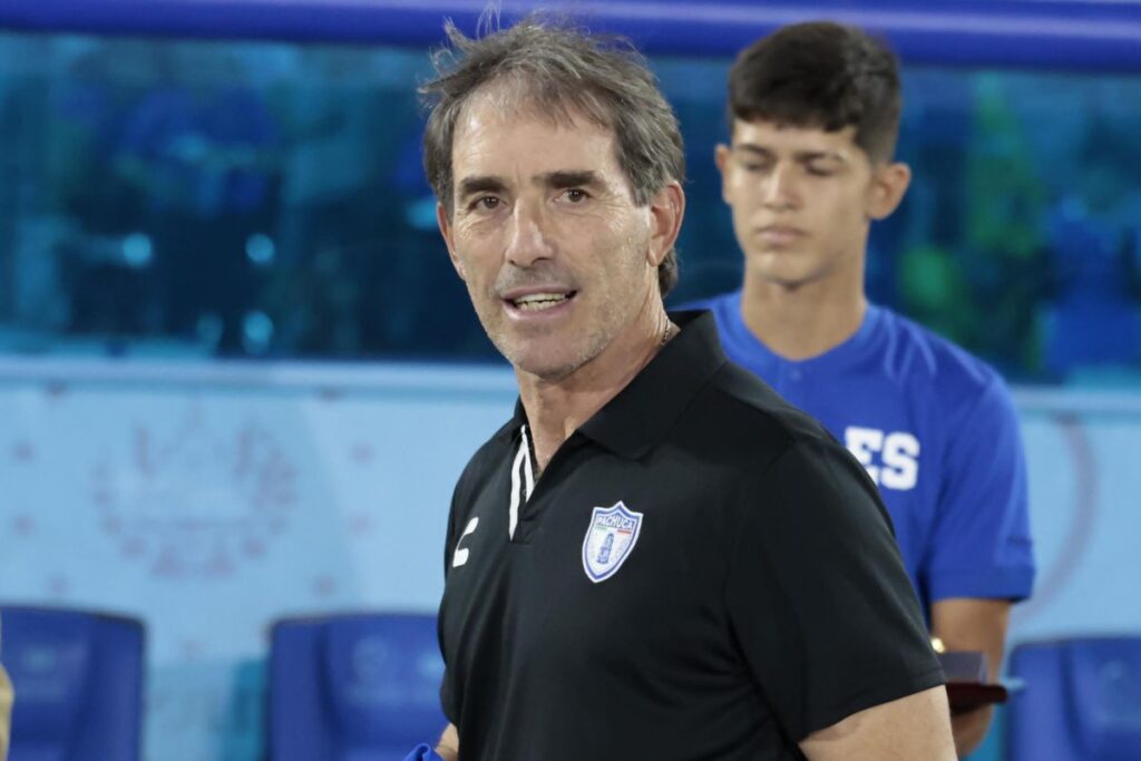 Guillermo Almada sale en defensa del León y su exclusión del Mundial de Clubes
