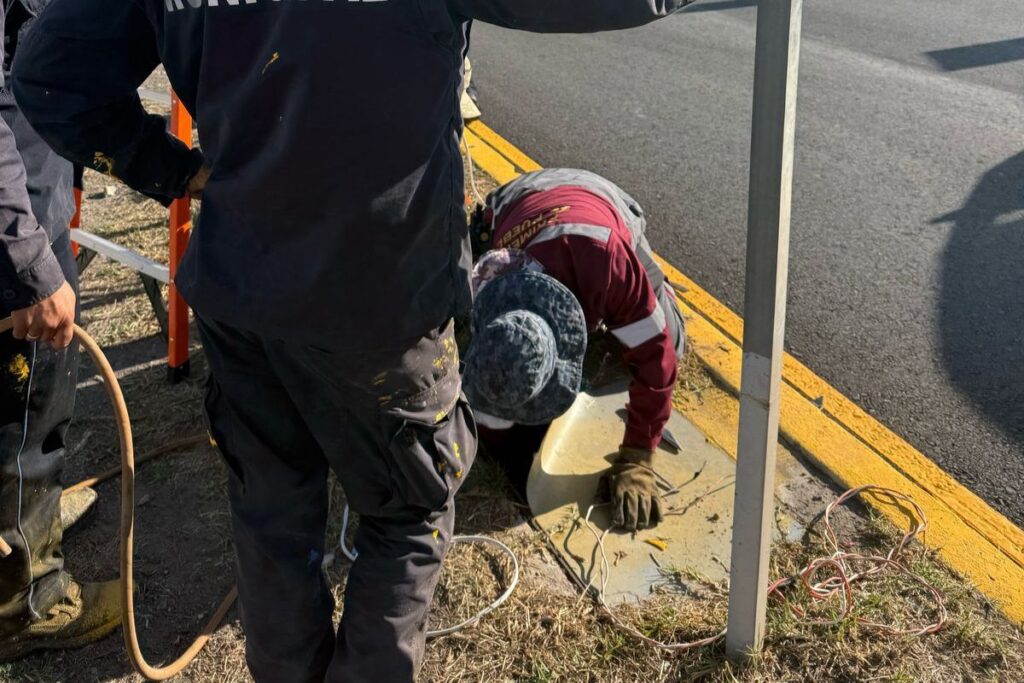 Semáforos de la 11 de Julio fueron vandalizados, según alcaldía; ya fueron reparados