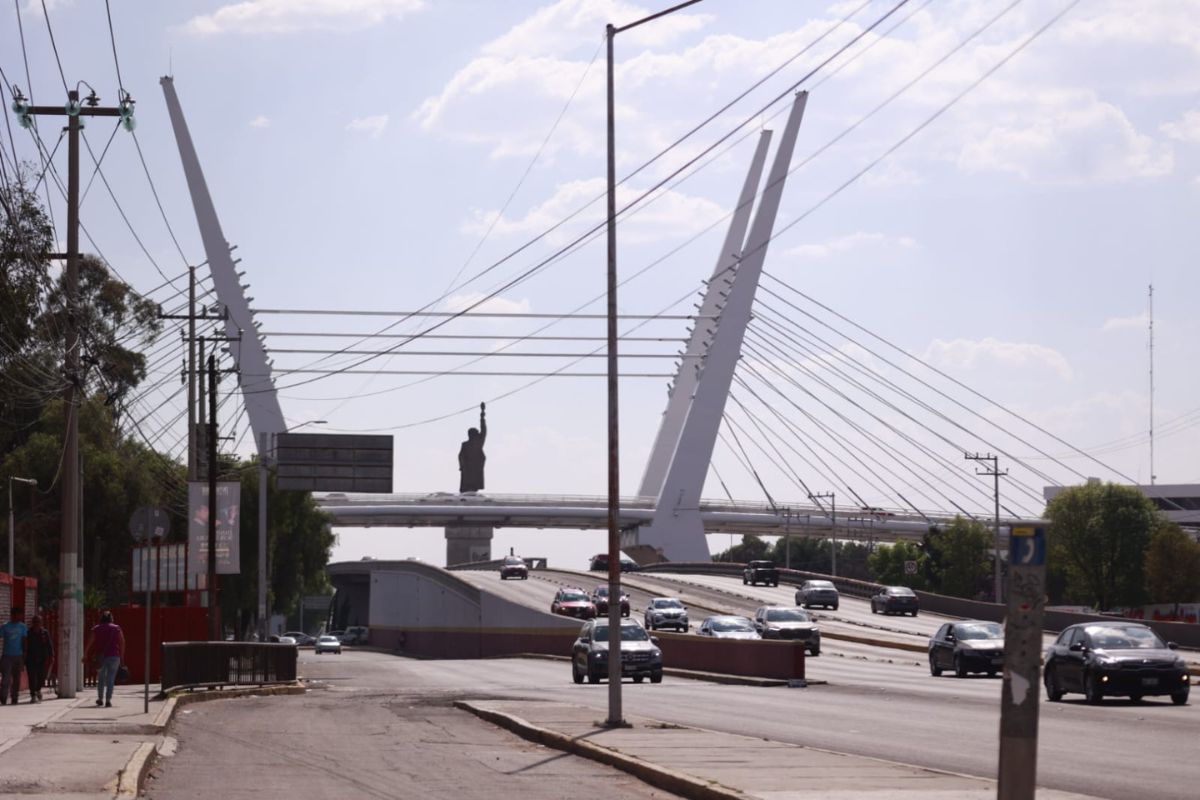 El puente atirantado ha sido objeto de críticas de parte de automovilistas | Foto: David Martínez