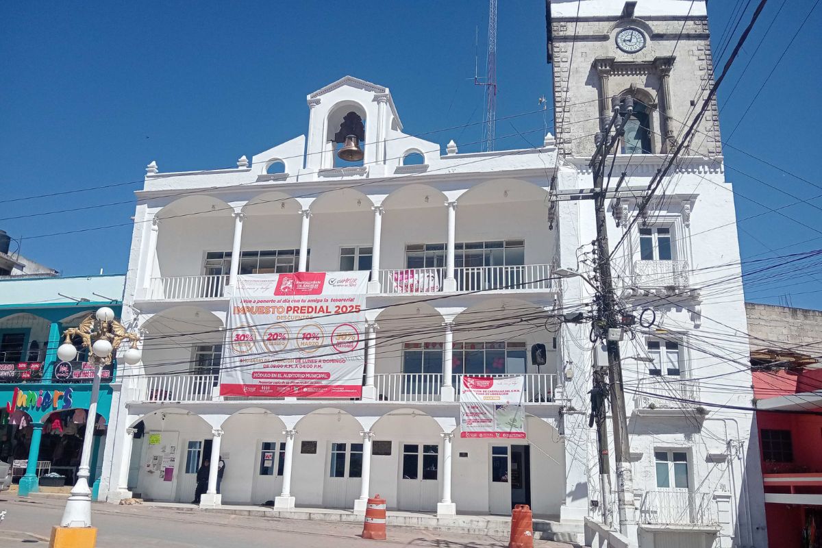 El suministro de agua es otro de los problemas que enfrenta la administración municipal | Foto: Martha Sáenz