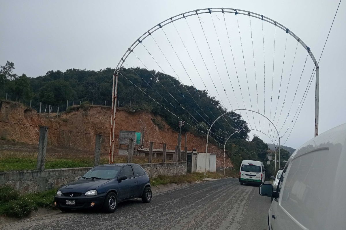 José Bartolo precisó que hace falta darle mantenimiento a las vías de comunicación | Foto: Martha Sáenz