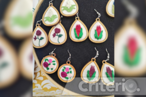 Bordados, crochet y panadería: el talento de Catarsis en cada creación