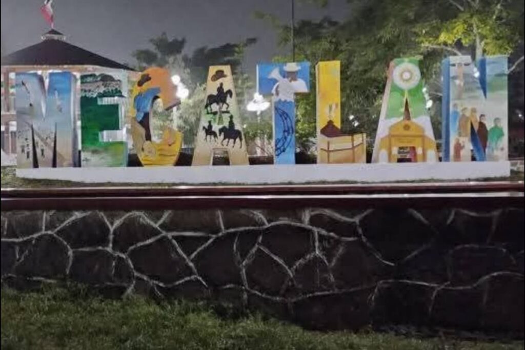 La comunidad exigió recursos económicos para permitir la liberación de su autoridad municipal en Hidalgo