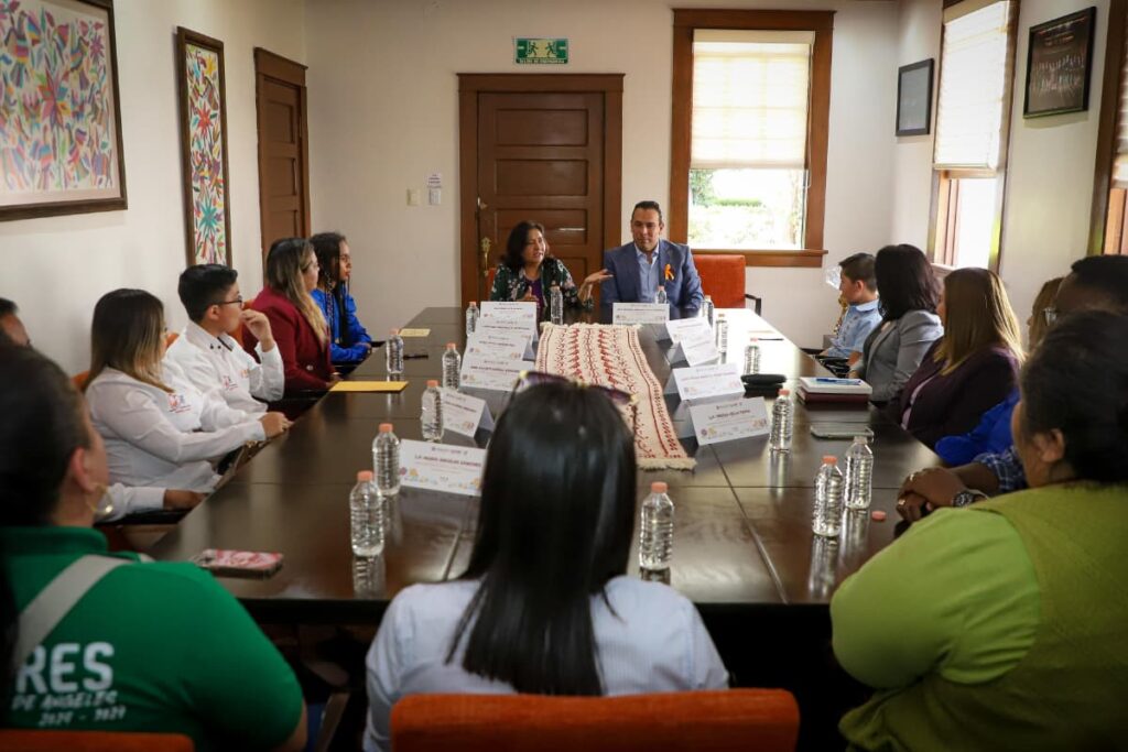 Edda Vite reconoce el compromiso social de los representantes del DIF Hidalgo