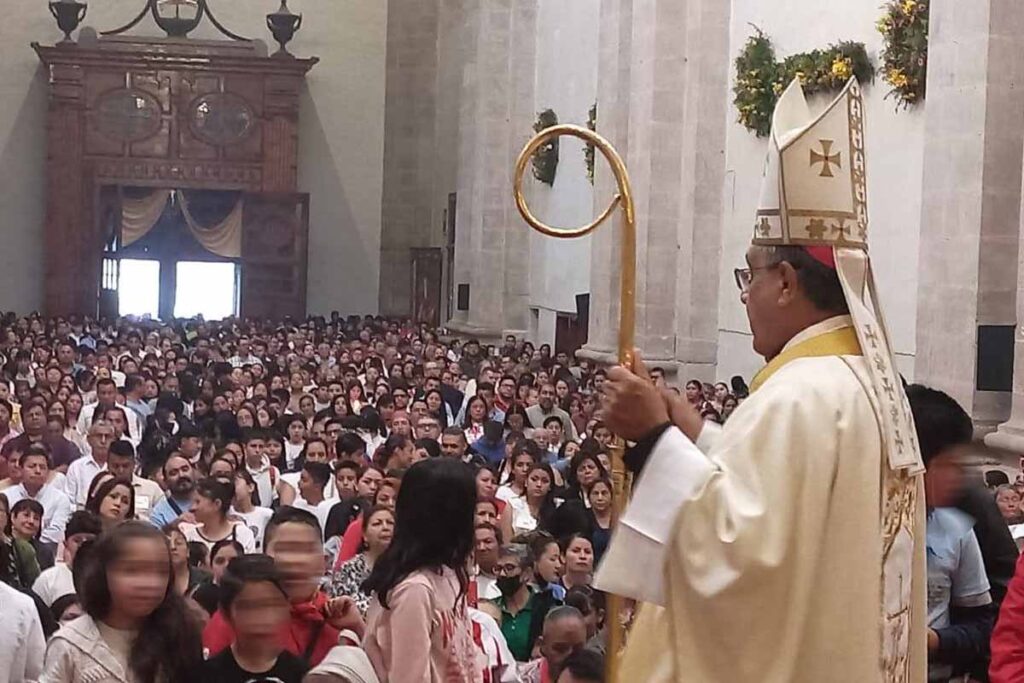 El arzobispo de Tulancingo detalló que los cardenales deben también hacer un análisis de cómo se encuentra en este momento la Iglesia 