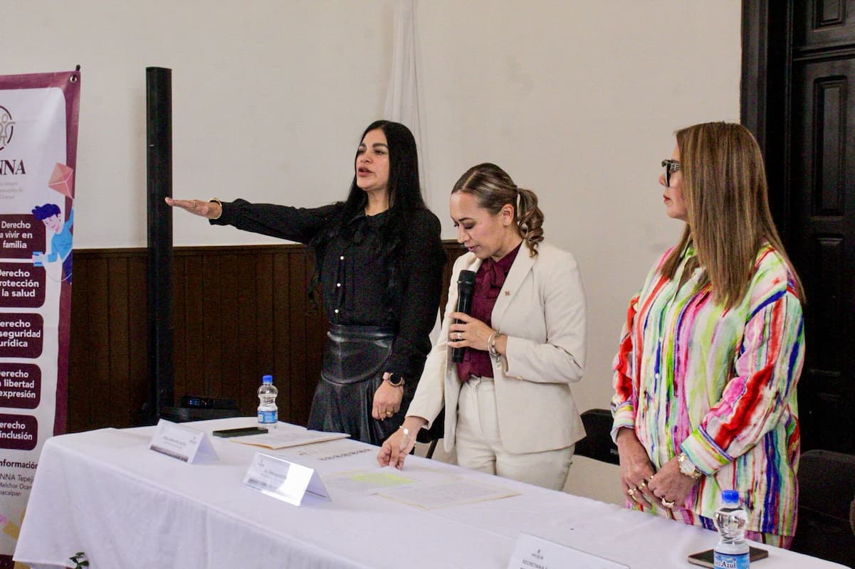 Karina Pérez Jacobo rindió protesta como directora y secretaria ejecutiva del sistema