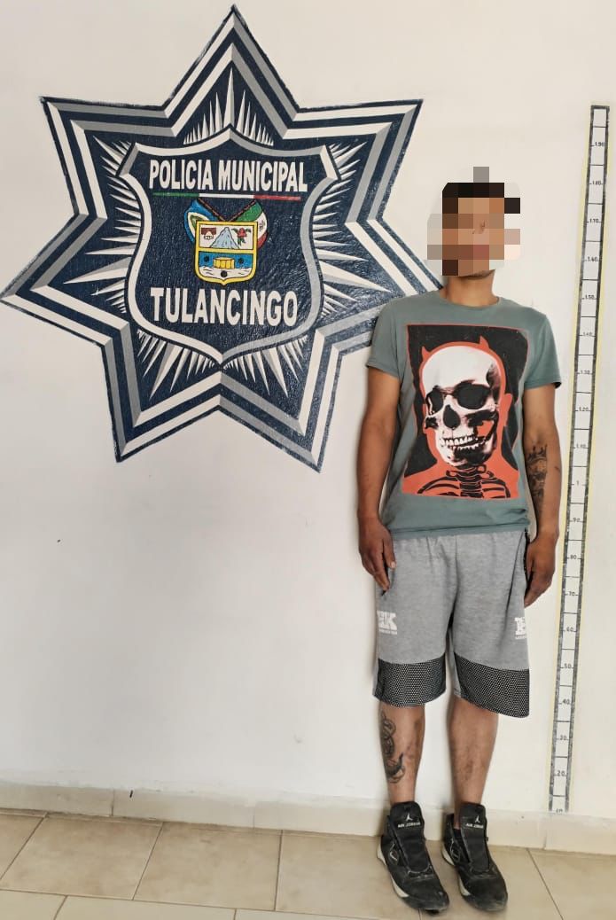 Autoridades confirmaron que dos de los tres detenidos tenían órdenes de aprehensión vigentes