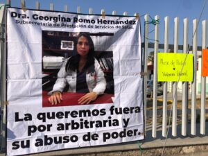 Trabajadores de tres áreas quedaron fuera de los espacios, lo que motivó una protesta y la intervención de autoridades sindicales