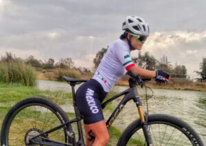 Debuta Arumy Carrión con un sexto lugar en el Panamericano de MTB