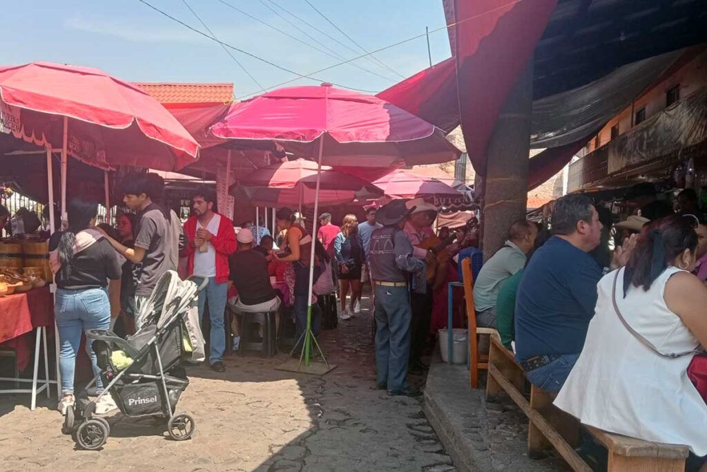 Mil pesos por persona, el gasto estimado por las familias que visitaron Huasca 