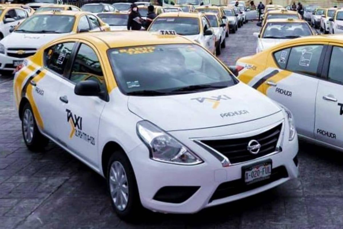 Operativos en Hidalgo sancionan a taxistas pese a fallas técnicas que impiden la entrega de documentos oficiales