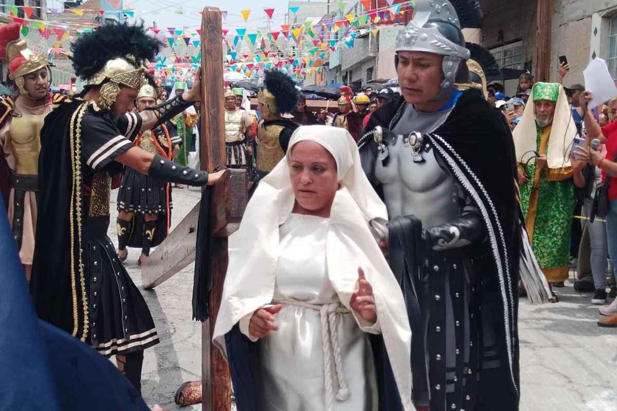 Más de 80 actores interpretaron los pasajes bíblicos de la pasión de Cristo | Foto: Lizania Zavala