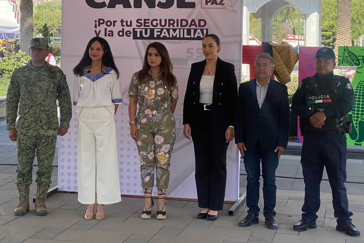 El evento de lanzamiento contó con la presencia de autoridades municipales y funcionarios estatales | Foto: Especial
