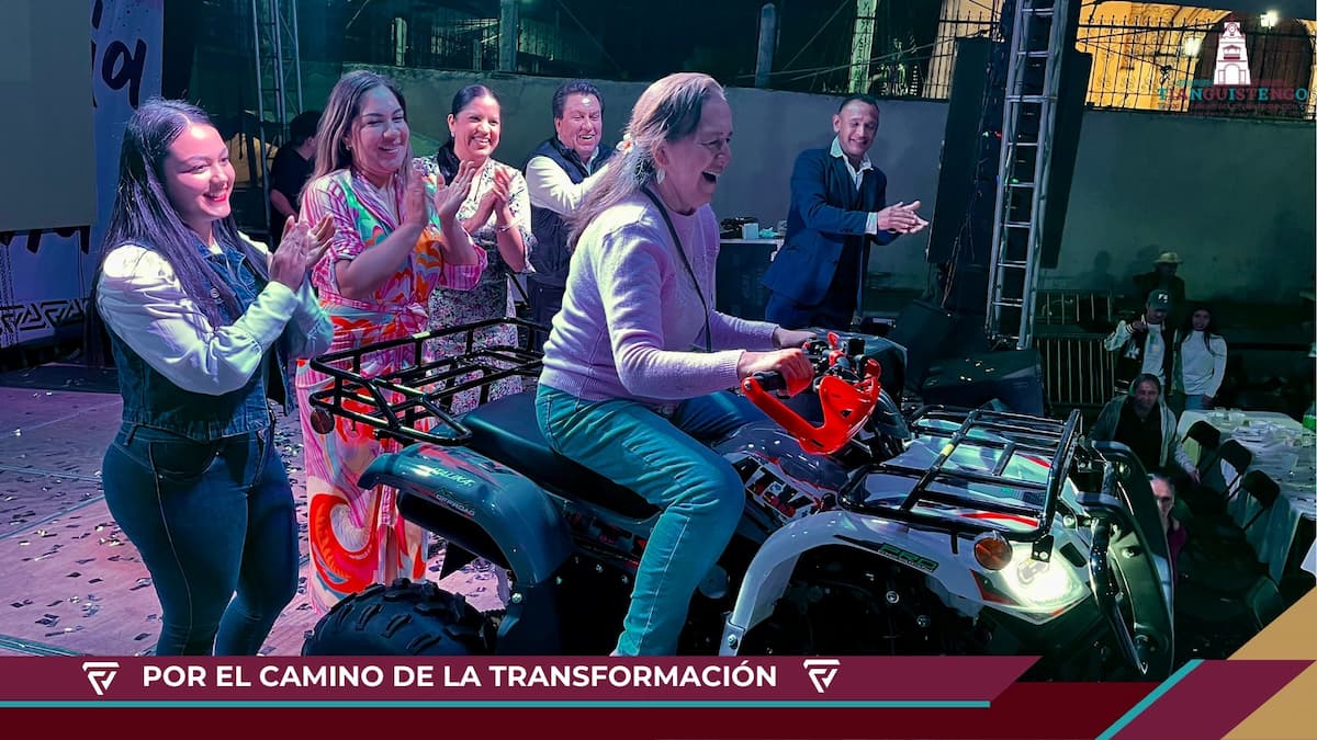 En un ambiente de fiesta, unión familiar y reconocimiento, el ayuntamiento de Tianguistengo celebró el Día de las Madres con un evento multitudinario que reunió a más de mil 500 mamás