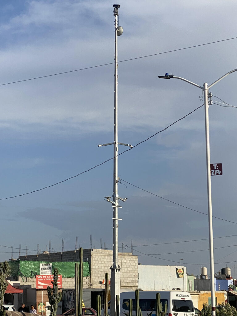 El C2 trabaja también mediante botones de pánico