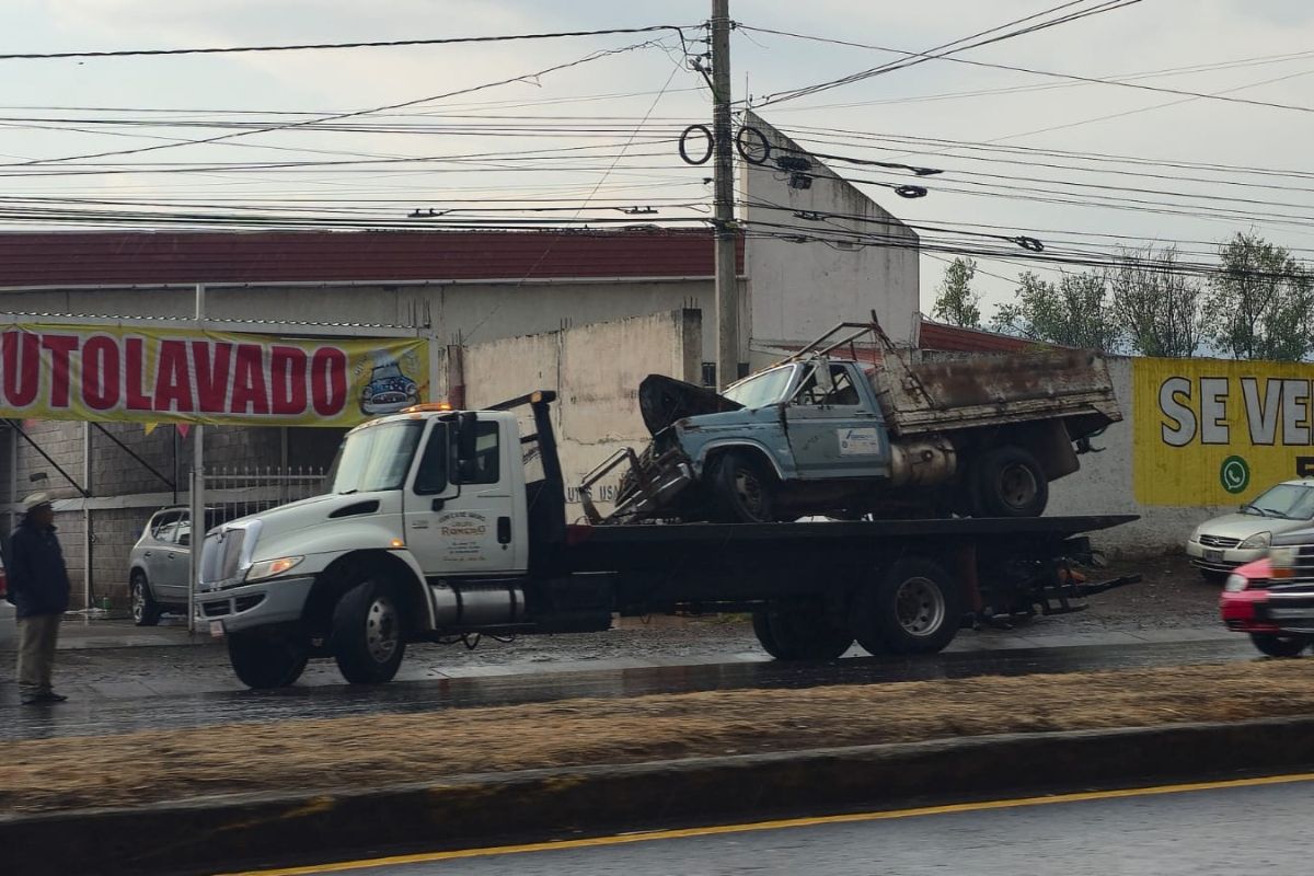 Impacto lateral en la México–Tuxpan provoca múltiples personas lesionadas