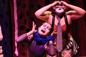Un circo decadente como espejo del colapso humano, a lo Jodorowsky
