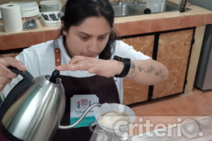 La barista hidalguense impulsa el café de la Sierra Otomí-Tepehua y sigue formándose en cata, tostado y métodos de extracción