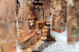 Hechas a mano con fibra de nopal, madera y bellotas, sus piezas son un referente de creatividad sustentable