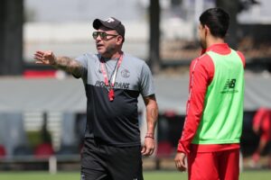 Mohamed quiere hacer historia con Toluca y unirse al club de entrenadores con cuatro títulos en equipos distintos