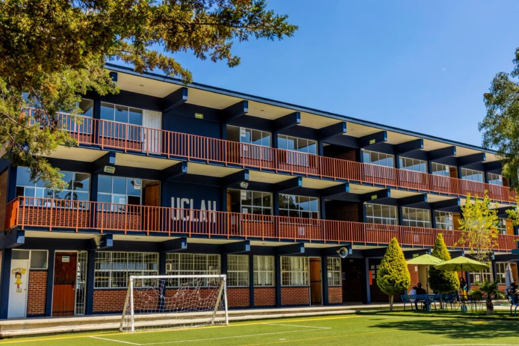 UCLAH se consolida como una institución educativa flexible y moderna, comprometida con el futuro laboral de sus estudiantes