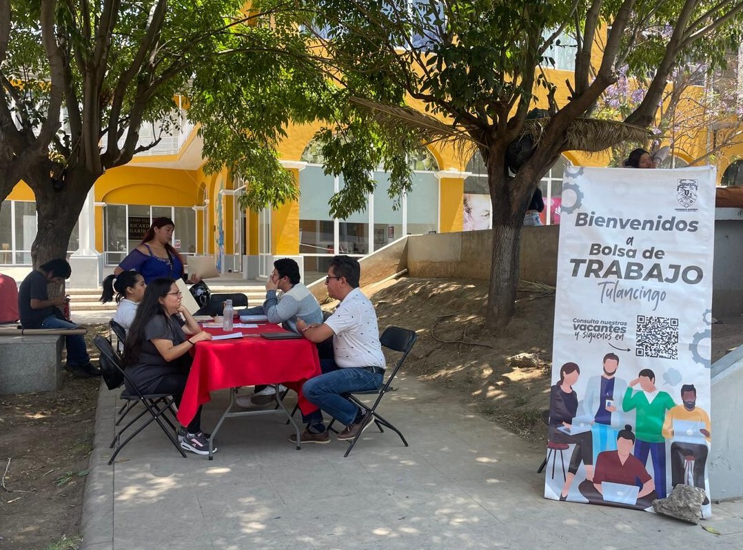 Las jornadas se desarrollan cada jueves en la explanada del Centro Cultural “Ricardo Garibay”