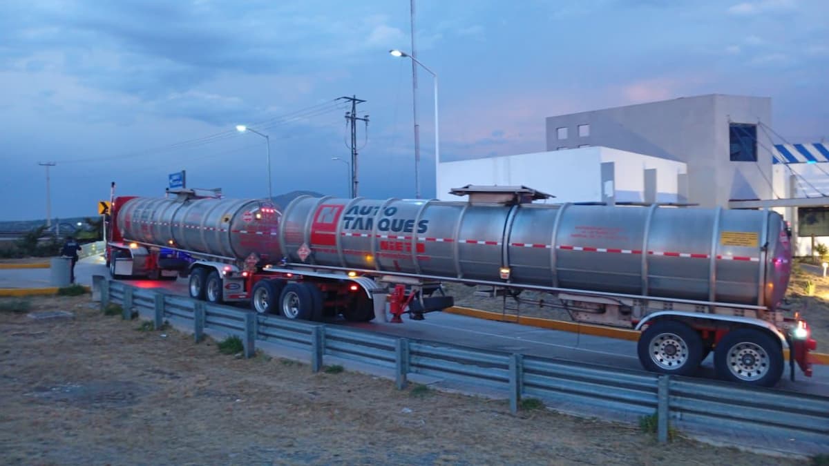 Agentes de la SSPH aseguran combustible robado en Tula de Allende