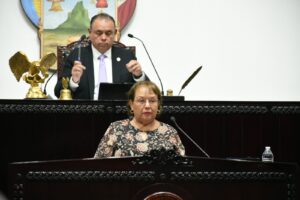 Fue directora, impulsora de fondos para el retiro y promotora de estímulos a profesores