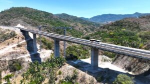 Tres túneles y un puente evitaron la emisión de más de 5 mil toneladas de CO₂.