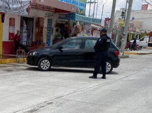 Servicios de emergencia auxiliaron a una mujer atropellada en la vialidad principal de Haciendas de Tizayuca