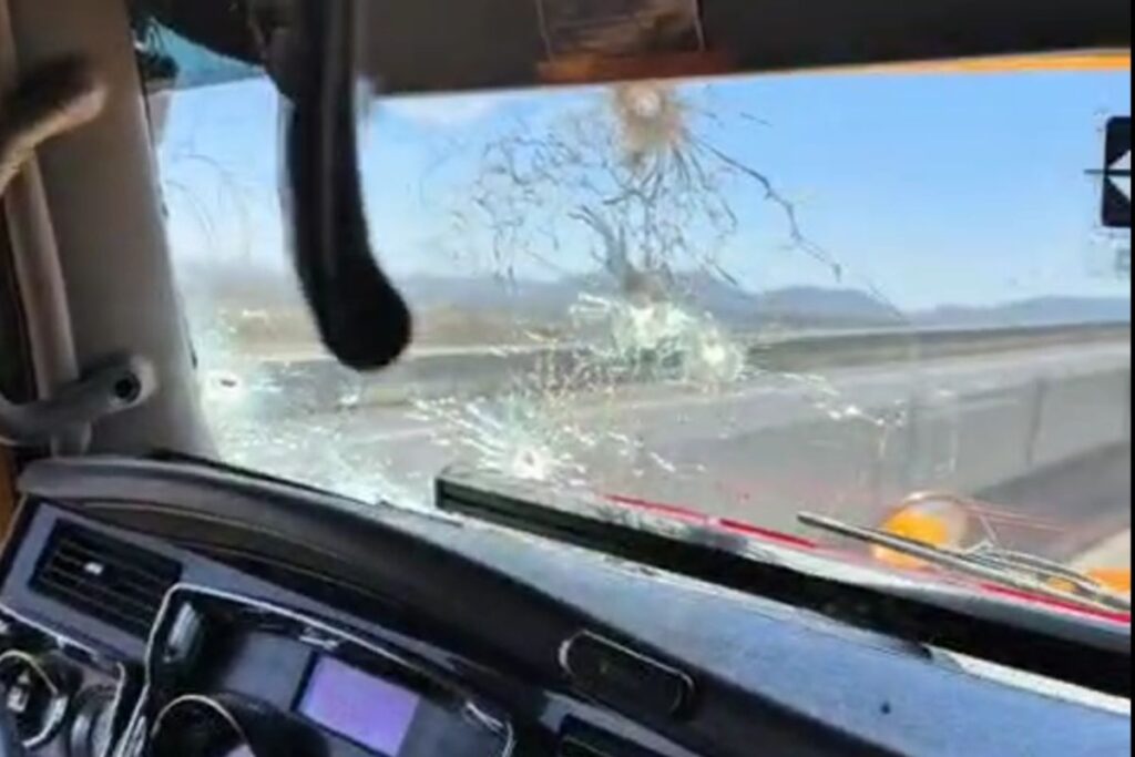 Arco Norte: Trailero es atacado a balazos mientras circulaba sobre la autopista