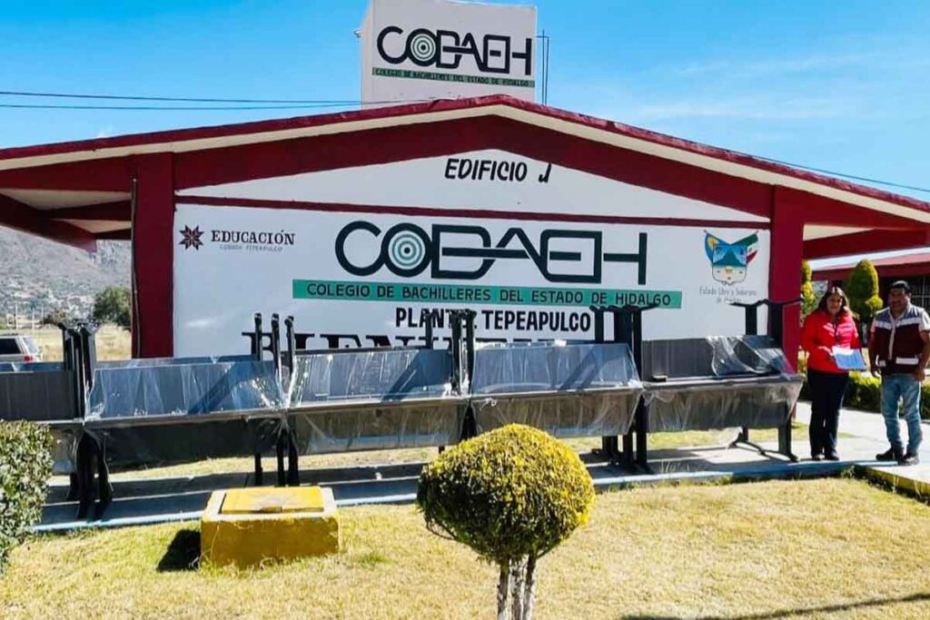 Un funcionario estatal, de reconocido apellido, obtuvo la operación de una tienda escolar del Cobaeh durante 2024