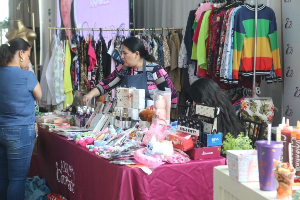 Emprendedoras de Pachuca se reúnen en la quinta edición de la Expo Hadas 2025