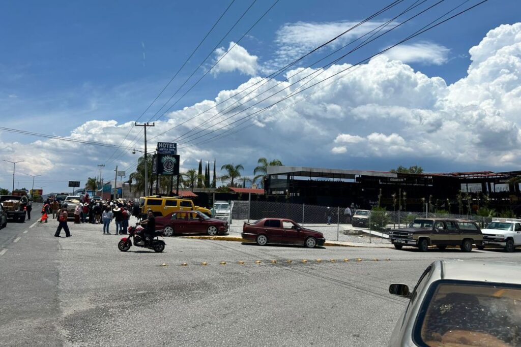 En Ixmiquilpan, denuncian conflicto de interés del alcalde en desalojo de Dios Padre